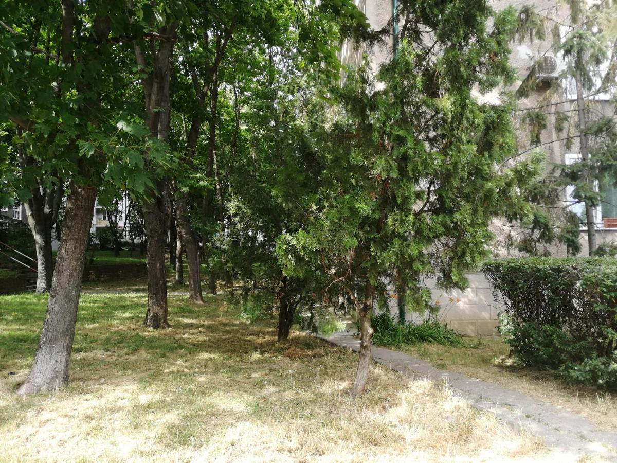 2Br Apt With Free Garage Parking, Close To The Historic Centre Братислава Екстер'єр фото