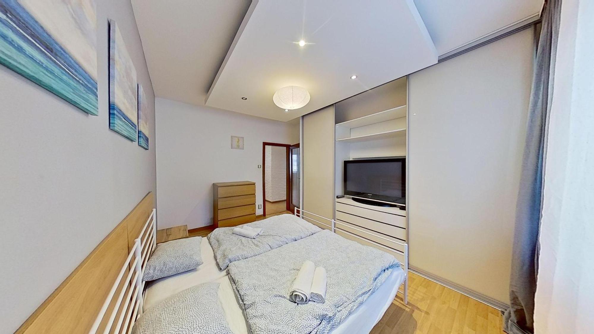 2Br Apt With Free Garage Parking, Close To The Historic Centre Братислава Екстер'єр фото