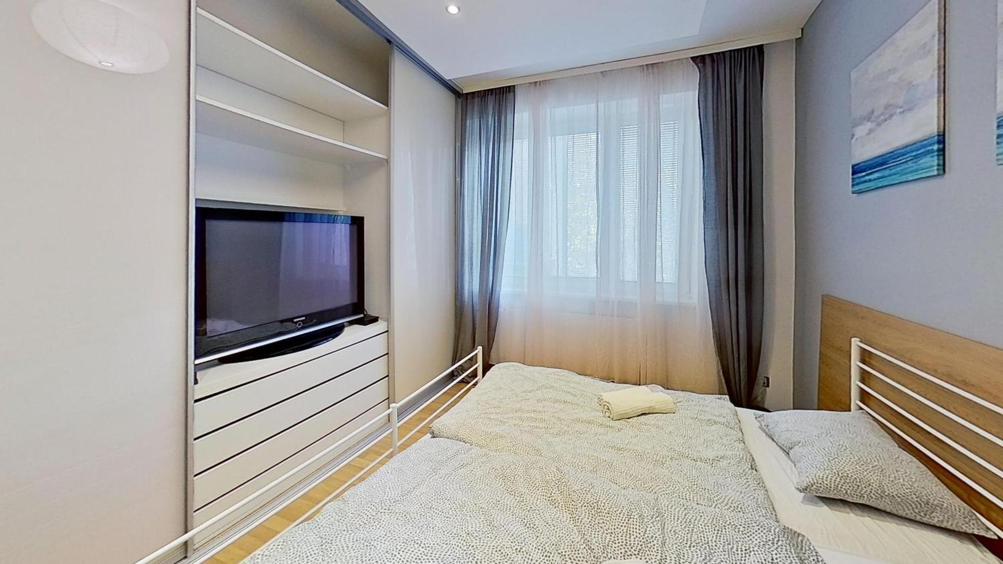 2Br Apt With Free Garage Parking, Close To The Historic Centre Братислава Екстер'єр фото